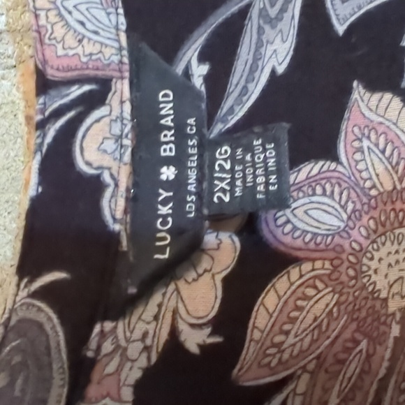 Lucky Brand floral casual top - Picture 5 of 11
